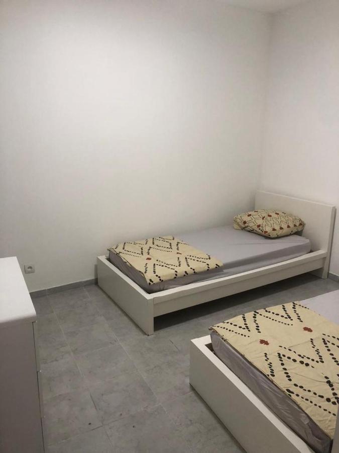 Rdc - Appartement F3 Villiers Le Bel 95 Proche De Paris Roissy Kültér fotó